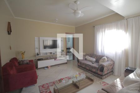 Sala de TV de casa à venda com 3 quartos, 190m² em Fátima, Canoas