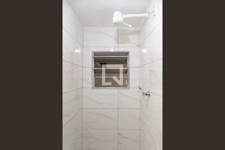 Banheiro de casa para alugar com 1 quarto, 15m² em Vila São José, São Paulo