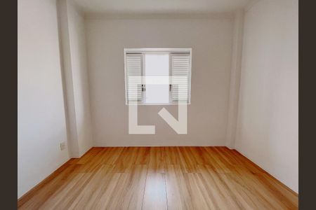 Apartamento à venda com 110m², 2 quartos e sem vagaQuarto 2