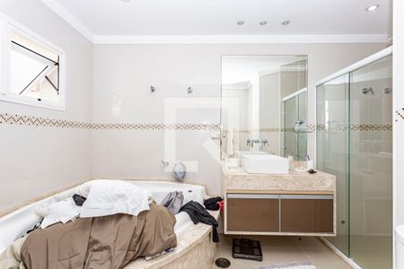 Casa à venda com 378m², 3 quartos e 4 vagasBanheiro Suite