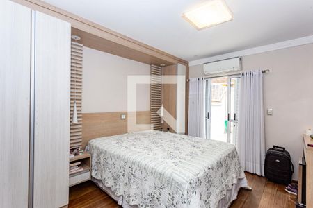 Casa à venda com 378m², 3 quartos e 4 vagasSuite