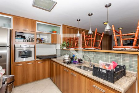 Casa à venda com 378m², 3 quartos e 4 vagasGourmet garagem