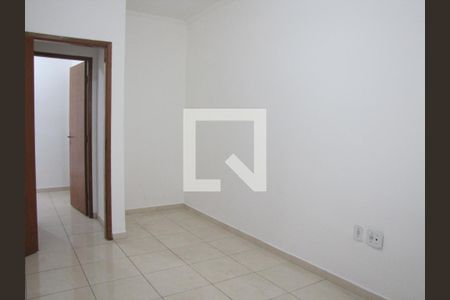 Suíte 1 de casa de condomínio à venda com 2 quartos, 69m² em Burgo Paulista, São Paulo