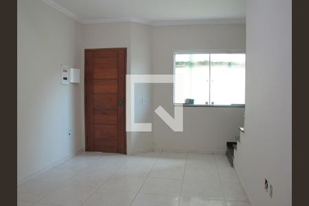 Sala de casa de condomínio à venda com 2 quartos, 69m² em Burgo Paulista, São Paulo