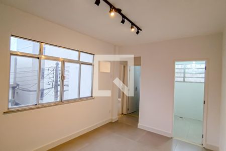 sala de apartamento para alugar com 1 quarto, 36m² em Pechincha, Rio de Janeiro