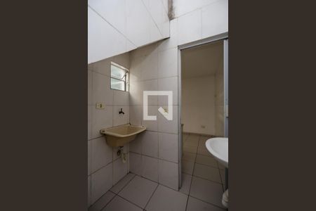 Banheiro/Área de serviço de casa de condomínio para alugar com 1 quarto, 20m² em Imirim, São Paulo