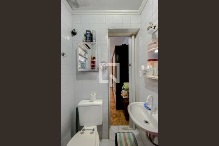 Casa à venda com 68m², 2 quartos e sem vagaBanheiro da Suíte