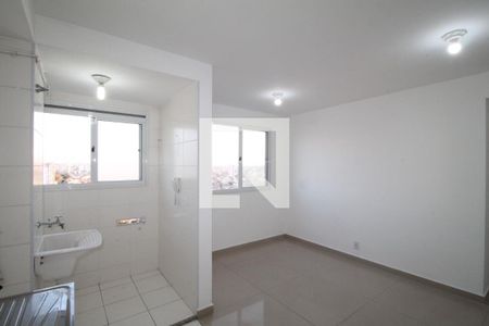 Sala/Cozinha e área de serviço de apartamento para alugar com 2 quartos, 41m² em Jardim Belém, São Paulo
