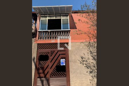 Casa à venda com 170m², 2 quartos e 1 vagaFachada