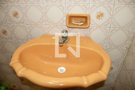 Casa à venda com 170m², 2 quartos e 1 vagaBanheiro 2