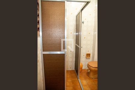 Casa à venda com 170m², 2 quartos e 1 vagaBanheiro 2