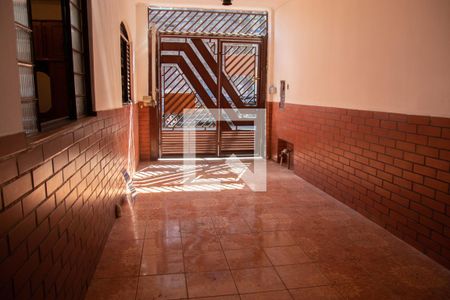 Casa à venda com 170m², 2 quartos e 1 vagaGaragem