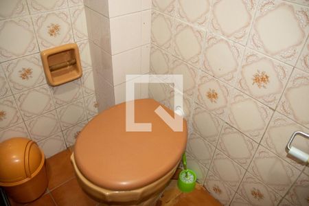 Casa à venda com 170m², 2 quartos e 1 vagaBanheiro 2