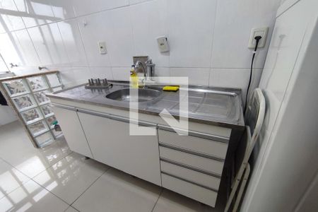 Apartamento à venda com 49m², 2 quartos e 1 vaga Apartamento à venda com 49m², 2 quartos e 1 vagaCozinha
