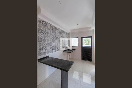 Sala e Cozinha Integrada  de apartamento à venda com 2 quartos, 38m² em Vila Reg. Feijó, São Paulo