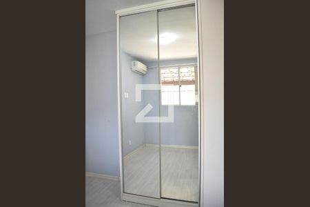 Apartamento para alugar com 97m², 2 quartos e 1 vagaQuarto 2 - Armários