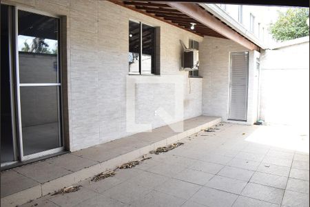 Apartamento para alugar com 97m², 2 quartos e 1 vagaGarden