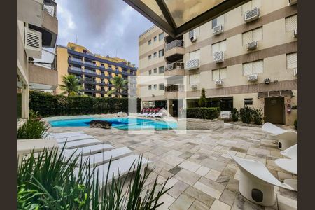 Apartamento para alugar com 85m², 2 quartos e 1 vaga Apartamento para alugar com 85m², 2 quartos e 1 vagaÁrea comum - Piscina