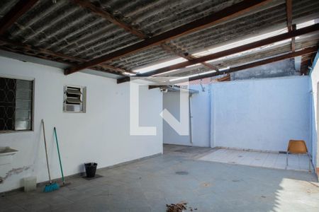 Casa para alugar com 85m², 3 quartos e 1 vagaQuintal