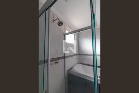 Casa de condomínio à venda com 195m², 3 quartos e 2 vagas Casa de condomínio à venda com 195m², 3 quartos e 2 vagasBanheiro do Quarto 1