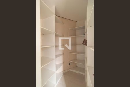 Casa de condomínio à venda com 195m², 3 quartos e 2 vagas Casa de condomínio à venda com 195m², 3 quartos e 2 vagasQuarto 1