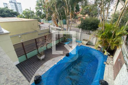 Casa de condomínio à venda com 195m², 3 quartos e 2 vagas Casa de condomínio à venda com 195m², 3 quartos e 2 vagasVista