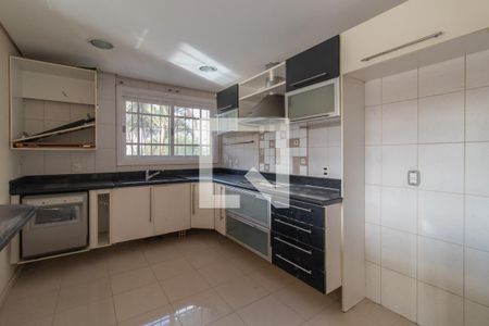 Casa de condomínio à venda com 195m², 3 quartos e 2 vagas Casa de condomínio à venda com 195m², 3 quartos e 2 vagasCozinha e Área de Serviço