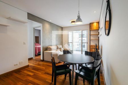 Apartamento para alugar com 70m², 2 quartos e 1 vagaSala