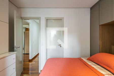 Apartamento para alugar com 70m², 2 quartos e 1 vagaSuíte