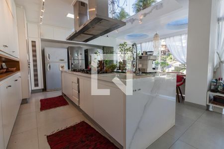 Cozinha de apartamento para alugar com 1 quarto, 20m² em Centro, Florianópolis