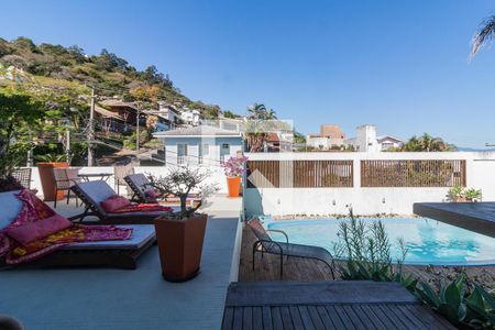 Apartamento para alugar com 20m², 1 quarto e 1 vagaÁrea comum - Piscina
