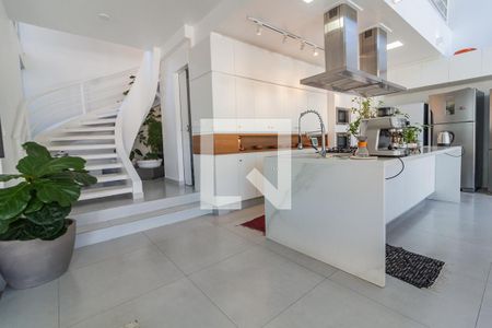 Cozinha de apartamento para alugar com 1 quarto, 20m² em Centro, Florianópolis