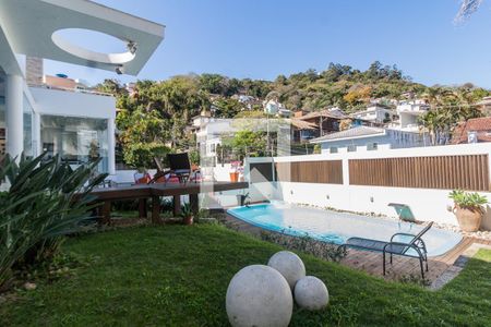Apartamento para alugar com 20m², 1 quarto e 1 vagaÁrea comum - Piscina