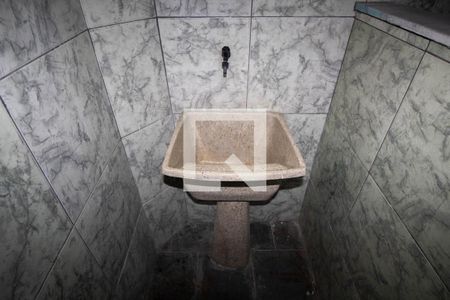 Casa para alugar com 90m², 2 quartos e 1 vagaÁrea de Serviço