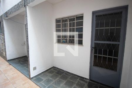 Casa para alugar com 90m², 2 quartos e 1 vagaVaranda