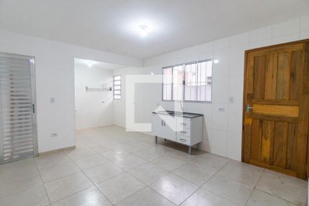 Cozinha de kitnet/studio para alugar com 1 quarto, 31m² em Americanópolis, São Paulo