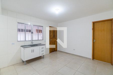 Cozinha de kitnet/studio para alugar com 1 quarto, 30m² em Americanópolis, São Paulo