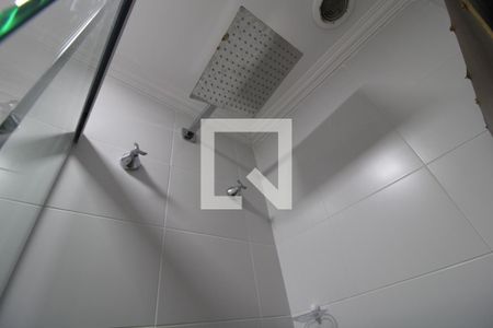 Apartamento à venda com 42m², 2 quartos e 1 vagaChuveiro banheiro da suíte