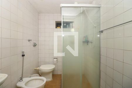 Casa à venda com 200m², 2 quartos e 3 vagas Casa à venda com 200m², 2 quartos e 3 vagasBanheiro Auxiliar