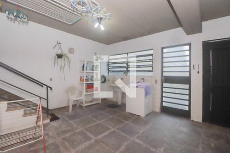 Casa à venda com 200m², 2 quartos e 3 vagas Casa à venda com 200m², 2 quartos e 3 vagasÁrea de Serviço