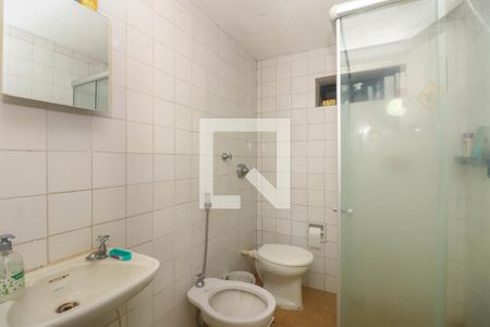 Casa à venda com 200m², 2 quartos e 3 vagas Casa à venda com 200m², 2 quartos e 3 vagasBanheiro Auxiliar