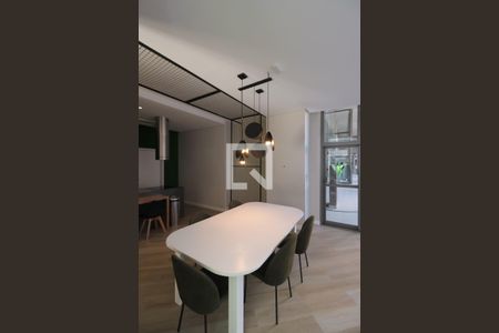 Studio à venda com 29m², 1 quarto e sem vagaÁrea comum - Salão de festas