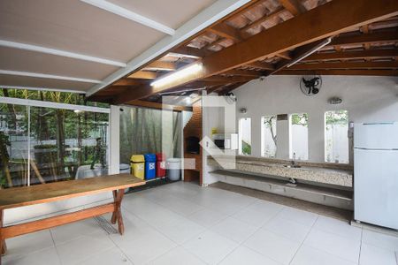 Apartamento à venda com 173m², 4 quartos e 3 vagasChurrasqueira