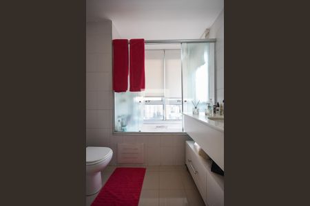 Apartamento à venda com 173m², 4 quartos e 3 vagasBanheiro suíte 3