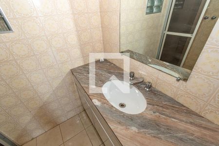 Apartamento à venda com 174m², 3 quartos e 2 vagasDetalhe Banheiro Corredor 