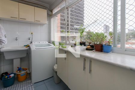 Apartamento para alugar com 103m², 3 quartos e 1 vagaÁrea de Serviço