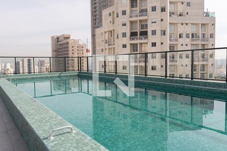 Apartamento à venda com 31m², 1 quarto e sem vagaÁrea comum - Piscina