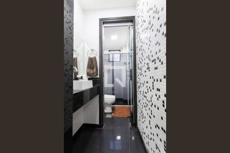 Apartamento para alugar com 124m², 3 quartos e 1 vaga Apartamento para alugar com 124m², 3 quartos e 1 vagaBanheiro Social