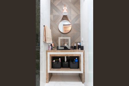 Apartamento para alugar com 124m², 3 quartos e 1 vaga Apartamento para alugar com 124m², 3 quartos e 1 vagaBanheiro da Suíte