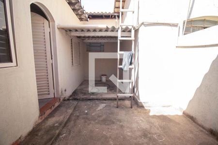 Casa para alugar com 80m², 3 quartos e 1 vaga Casa para alugar com 80m², 3 quartos e 1 vagaÁrea de serviço